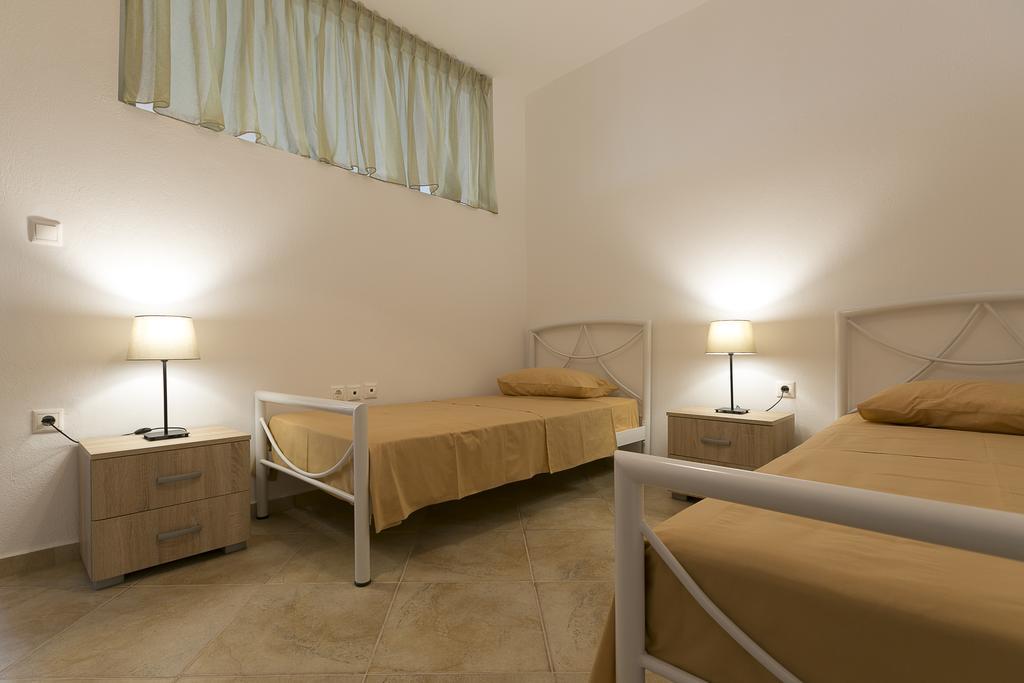 Velia Boutique Apartments Ouranoupoli Bagian luar foto