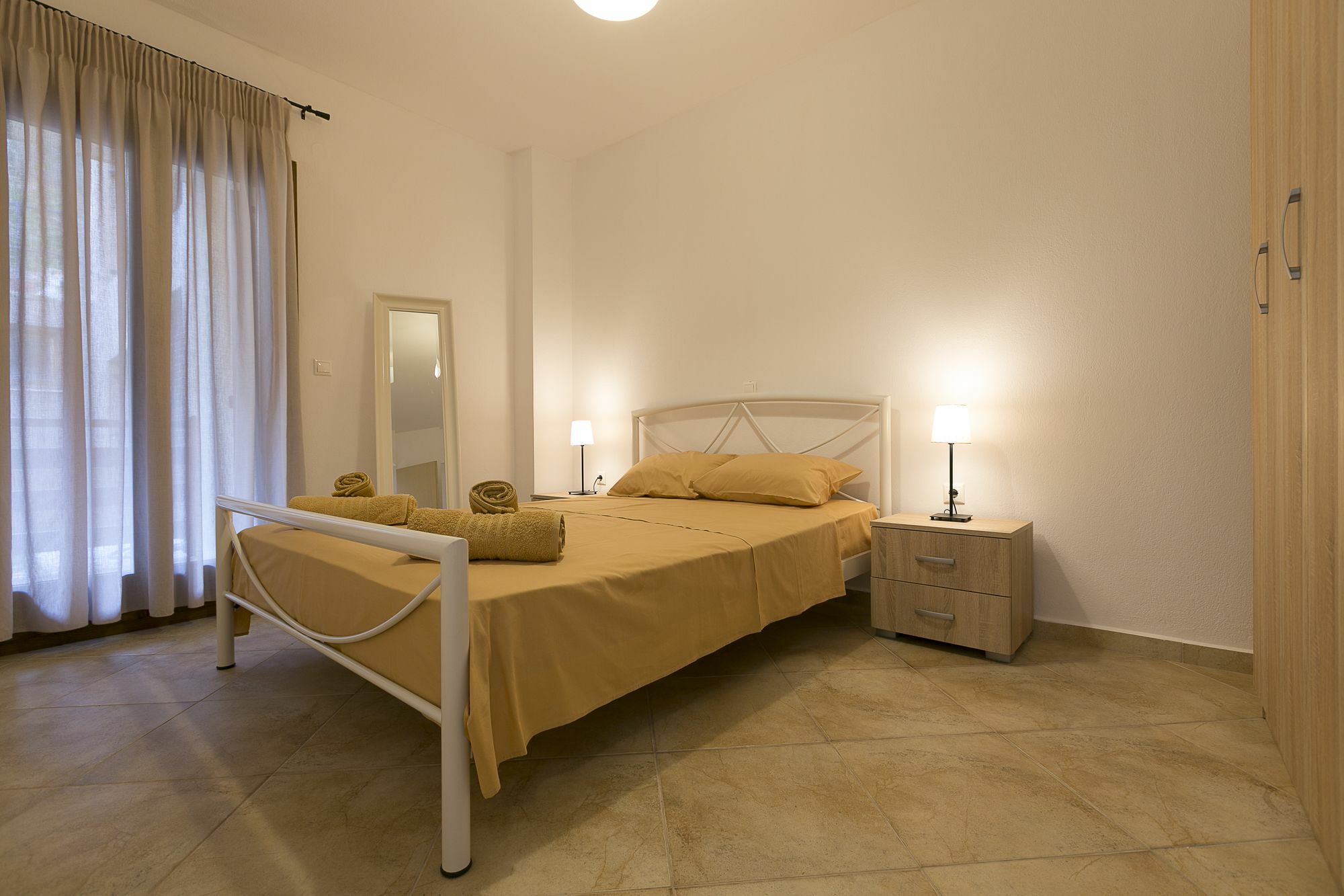 Velia Boutique Apartments Ouranoupoli Bagian luar foto